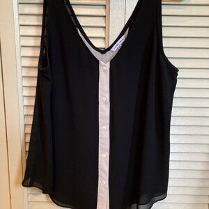 Swingy tuxedo top